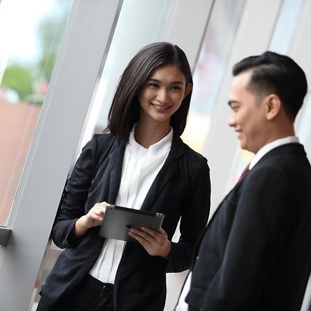 Hotel Santika Premiere Ice - Bsd City Серпонг Екстериор снимка