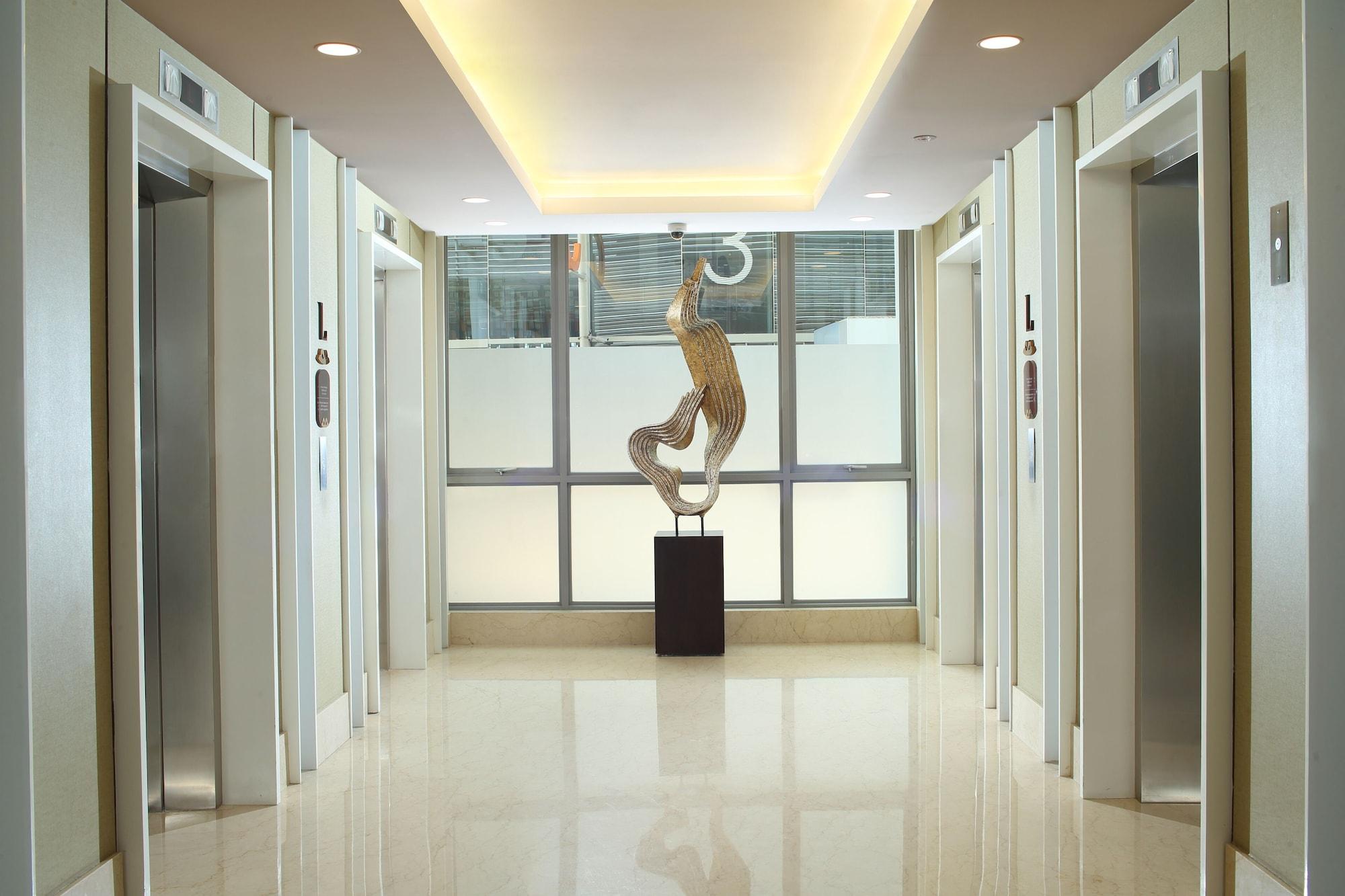 Hotel Santika Premiere Ice - Bsd City Серпонг Екстериор снимка