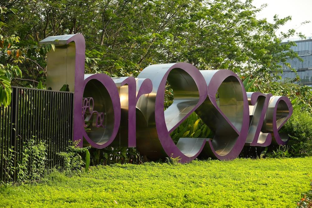 Hotel Santika Premiere Ice - Bsd City Серпонг Екстериор снимка